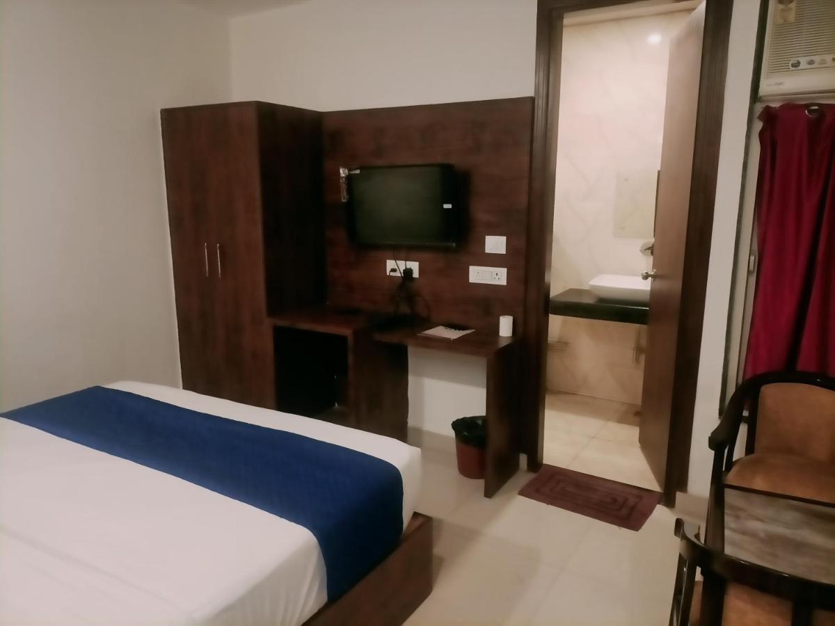 Hotel Le Mount Near Igi Airport 新德里 外观 照片