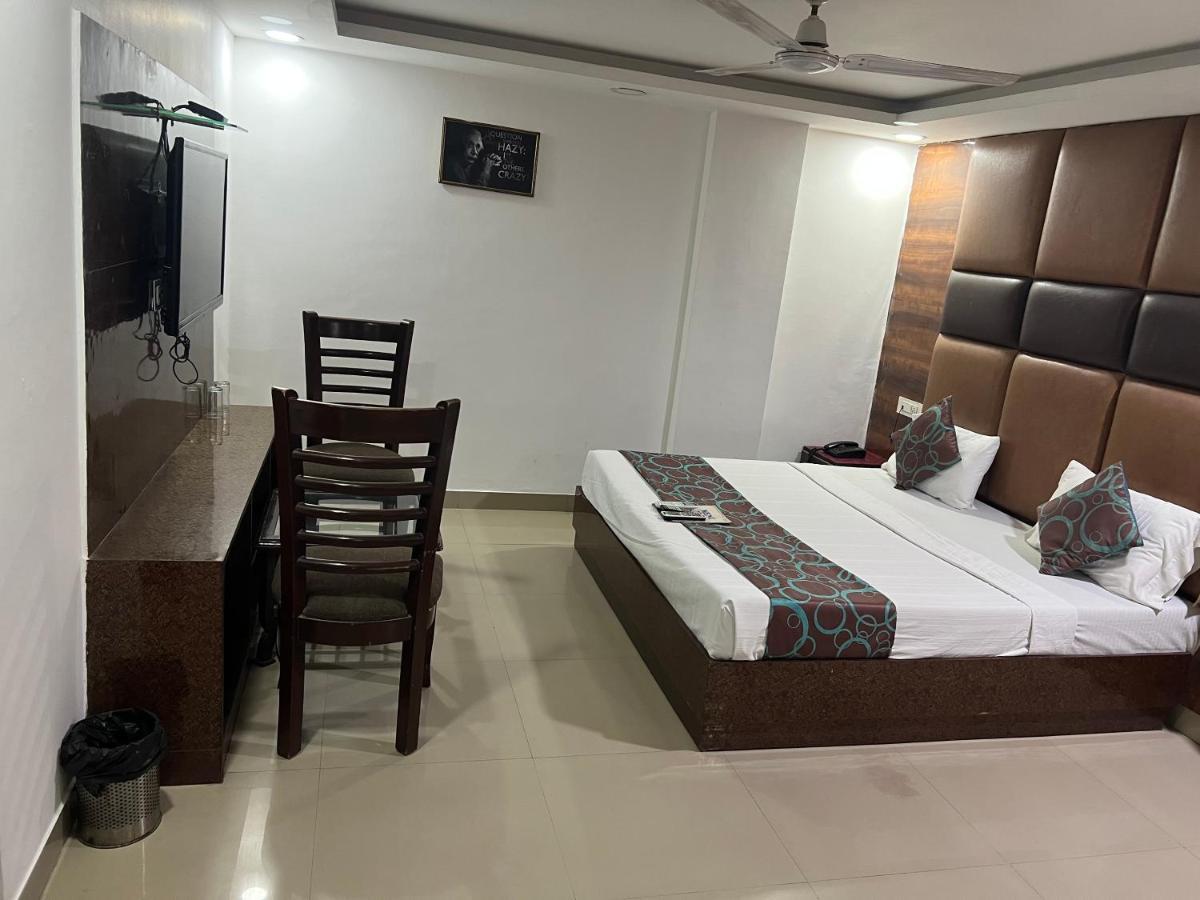 Hotel Le Mount Near Igi Airport 新德里 外观 照片