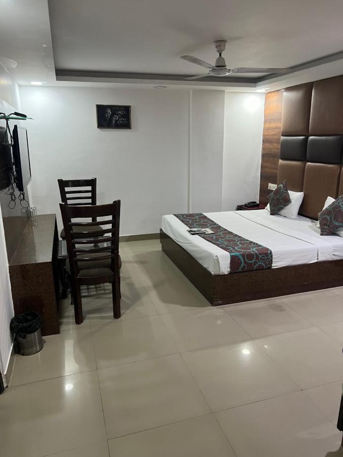 Hotel Le Mount Near Igi Airport 新德里 外观 照片